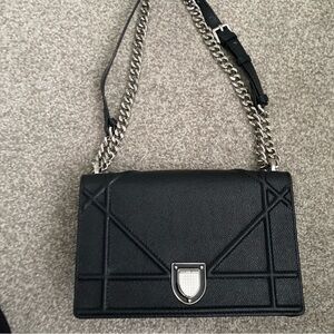 25cm 2.55 Black leather Chain cd embossed lady handbag